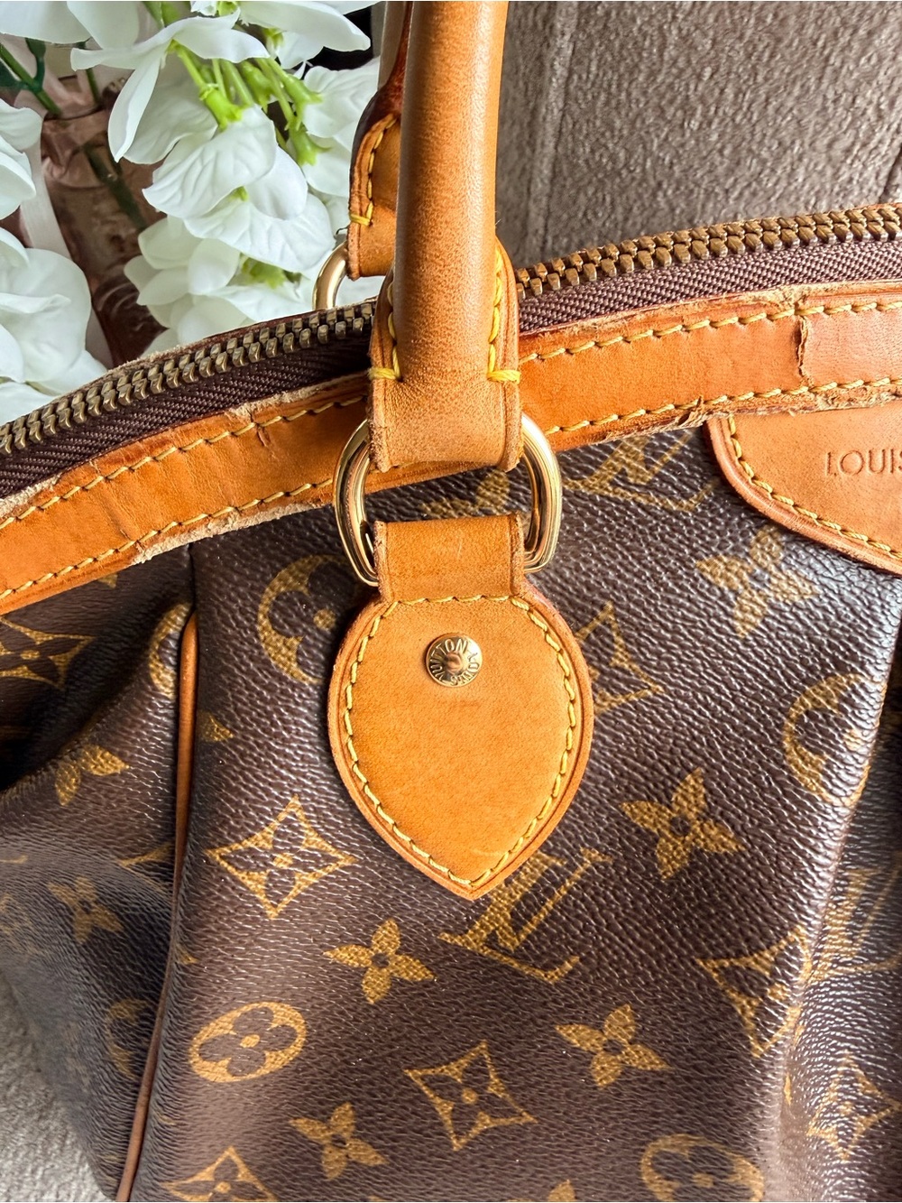 Louis Vuitton Monogram Trivoli PM Canvas Top Handle Satchel Authentic - Picture 4 of 12